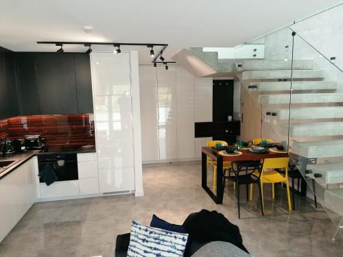 Jantar Apartment | Discover WYGODA Apartamenty: Pet-Friendly with Ocean Views
