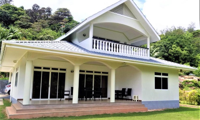 Anse la Blague Villa | Wyn Villa: Oceanfront Bliss with Private Beach Access