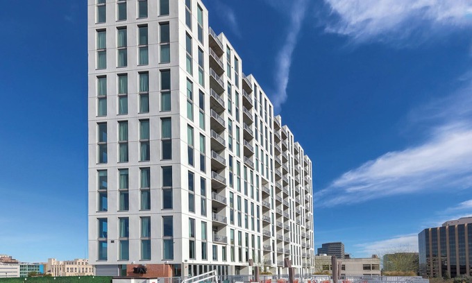 Clarksville Condo | Modern 1 Bedroom Condo in Vibrant Downtown Austin
