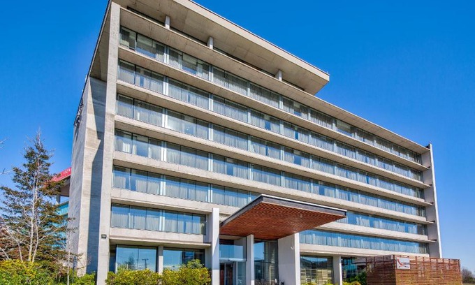 Hualpen Hotel | Experience Wyndham Concepcion Pettra: 5-Star Family Retreat