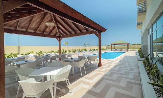 Monte Cristi Hotel | Discover Wyndham Garden El Morro Montecristi with Pool & Spa