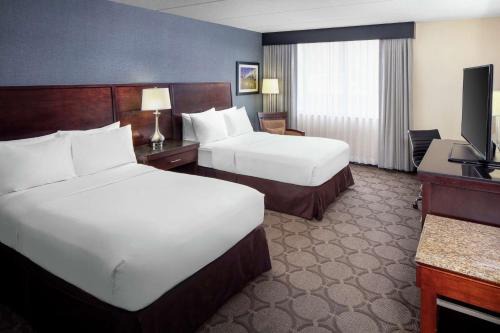Independence Hotel | Inviting DoubleTree by Hilton Hotel Cleveland - Independence