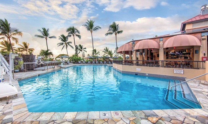 Kahaluu-Keauhou Condo | Wyndham Kona Coast Resort|Three 2BR/2BA Suites - Sleeps 18!