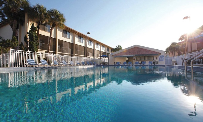 Florida Center Condo | Comfortable 2BR/2BA Retreat at Wyndham Orlando International