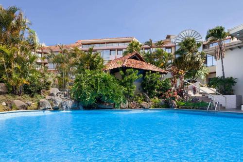 Ciudad Cariari Hotel | Elegant Wyndham San Jose Herradura with Pool and Ocean Views