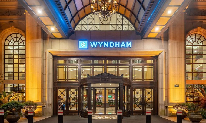 Minhang Hotel | Explore Wyndham Shanghai Hongqiao: Family-Friendly Escape