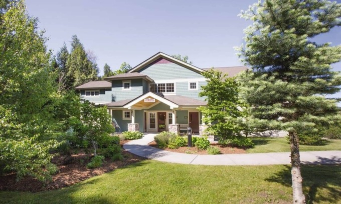 Jeffersonville Condo | Wyndham Smugglers' Notch: Family-Friendly 2BR King Suite