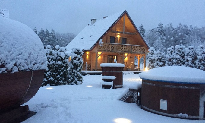 Morag House | Discover Relaxation in Mazury with Spa and Pool Amenities