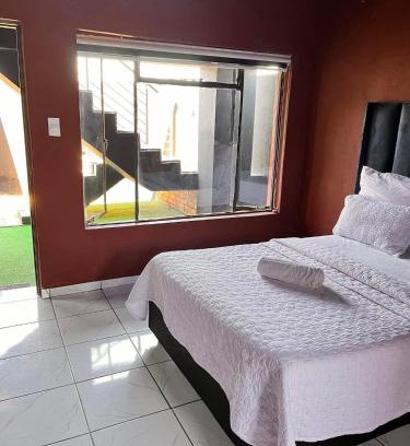 Vosloorus Apartment | X-Motel Voslo