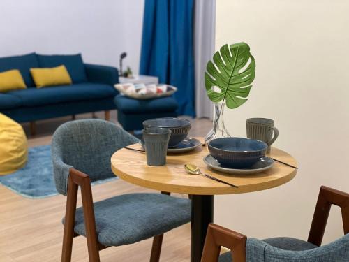 Taman Setia Indah Apartment | Guest Rated 10/10: Cube 8teens Mount Austin for Families