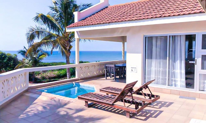 Xai-Xai House | Beachfront Oasis: Xai-Xai Beach Private House Awaits