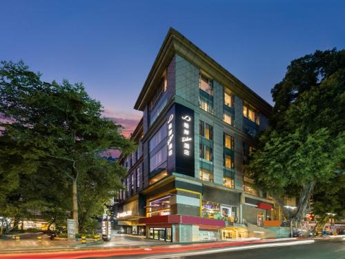 Yuexiu Hotel | XANA Deluxe International Hotel Dongshankou Metro Station Branch - Free Shuttle Bus to Canton Fair Complex During Canton Fair Period