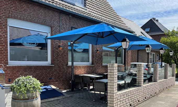 Xanten Apartment | Pet-Friendly Oceanview Retreat: Xantener Stuben Ferienwohnungen