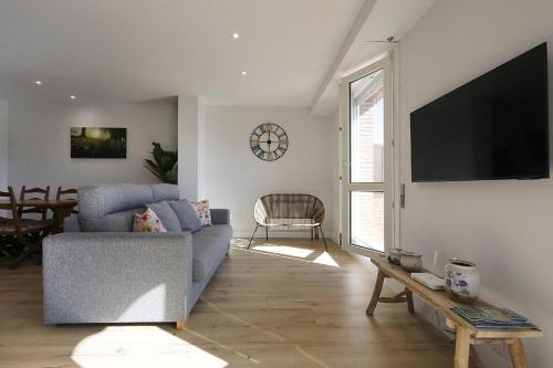 Zumaia Apartment | Ocean View Comfort at Xatetto Etxea - Rated 8.7/10
