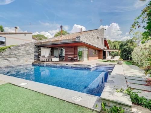 Sant Pere de Vilamajor Villa | Experience Xauxa: Oceanfront Bliss with Top Amenities