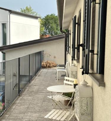 Lambrate Apartment | Elegant Xenia Apartments - Milano Studio Deluxe Experience