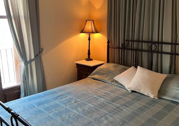 Geraki House | Family-Friendly Stay at Xenonas Nikia with Kitchen Access