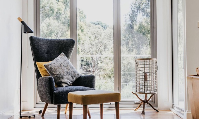 Hepburn House | Relax at Xhale in Hepburn Springs with Spa & Breakfast