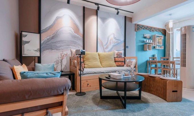Yanta Qu Apartment | Inviting Xi'an Yanta High-tech CBD Apartment with Kitchen