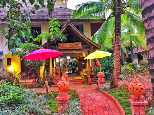 Jinghong House | Discover Xishuangbanna Elephant Home: Family-Friendly Retreat
