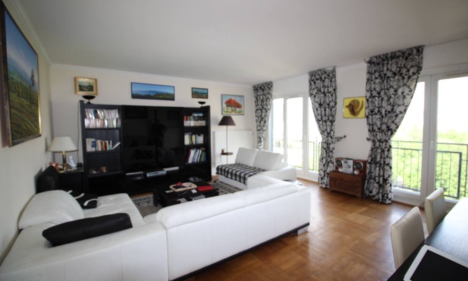 Croulebarbe Apartment | Spacious Paris Apartment for 6 with Scenic Views