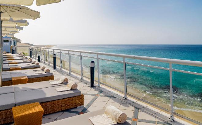 Morro Jable Hotel | Relax at XQ El Palacete: 4-Star Oceanfront Retreat