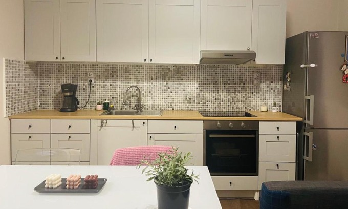 Kolokinthou Apartment | Family-Friendly Retreat at Xris Home - Rated 8/10