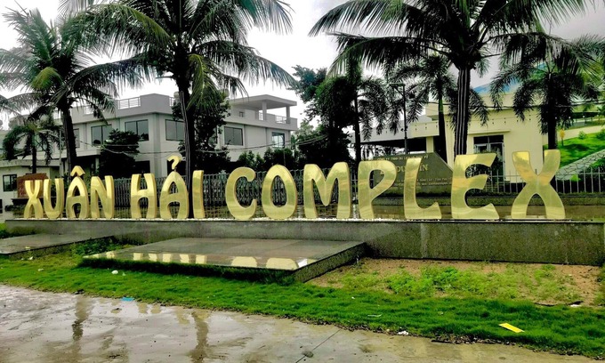 Song Cau Hotel | Relaxing Getaway at Xuan Hai Complex with Pool & Dining