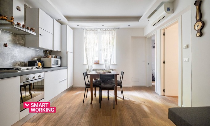 Historic Center Apartment | Delightful XVI Charm Apartment with Breakfast & Kitchen