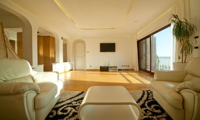 Portoroz Villa | Spacious Apartment with Oceanfront Views & Pet-Friendly Stay