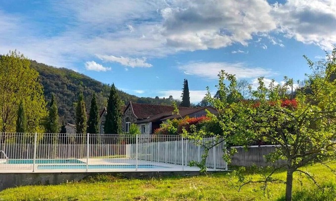 Pont-de-Labeaume Apartment | Unique Duplex with Pool & Terrace Near Scenic River