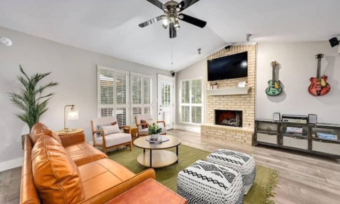 Treemont House | Unforgettable Stays at Y'all Stay Here Inn with Spa & Hot Tub