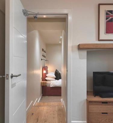 Rhosneigr House | Pet-Friendly Y Cwtch Cottage: 4-Star Guest Rated Stay