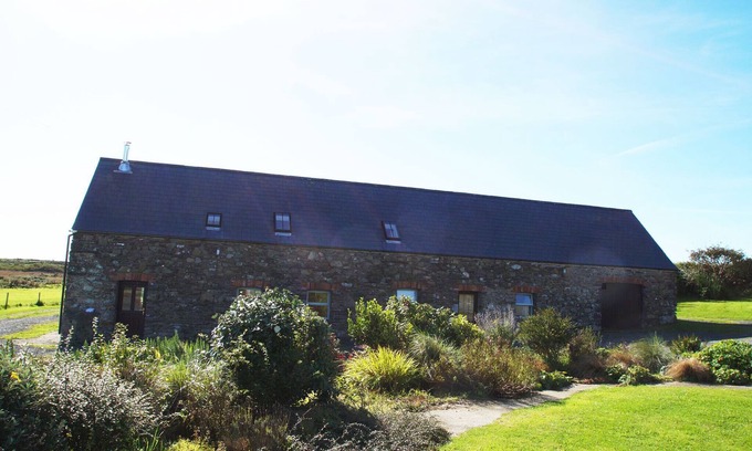St Brides House | Discover Y Felin - The Mill: Family-Friendly Retreat