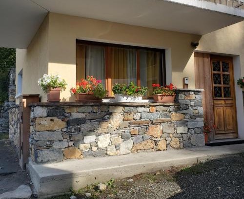 La Plagne-Tarentaise Apartment | Welcoming Y'hello Studio: Family-Friendly Getaway Rated 9/10