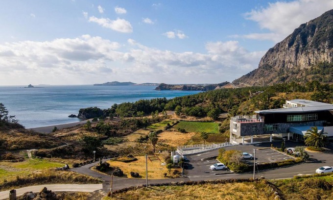 Andeok Resort | Discover Y Resort Jeju: 9/10 Rated with Oceanfront Luxury