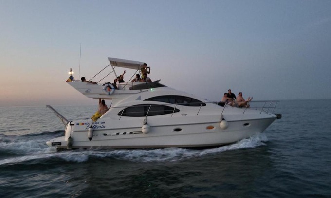 Old Town Boat Rental | Experience Yacht Azimut 42 - La Perla: Oceanfront Bliss