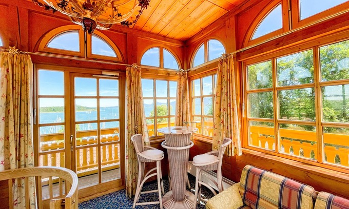 Prien am Chiemsee Hotel | Discover Yachthotel Chiemsee: Pool, Spa & Excellent Reviews