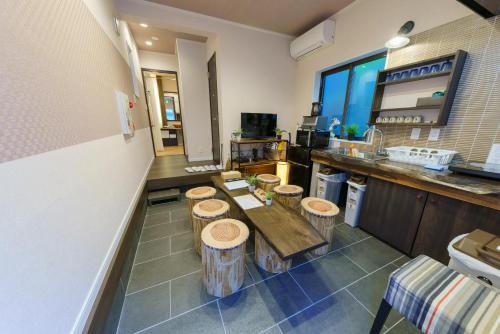 Higashiueno House | Discover YADOYA: Family-Friendly Retreat in Ueno