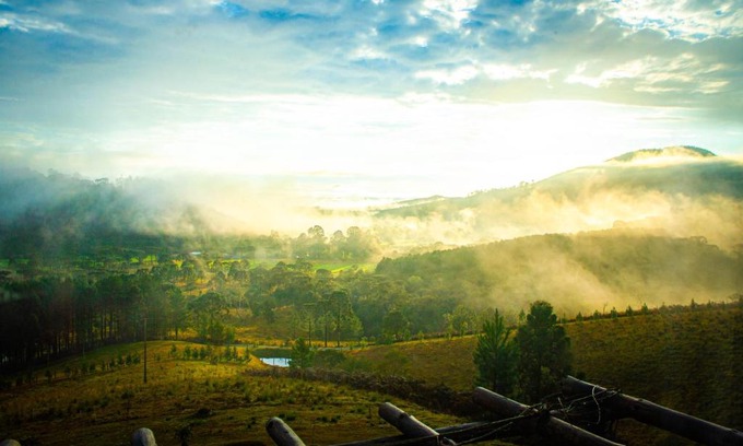 Bocaina do Sul House | Discover Yahoo Ecolodge: Pet-Friendly Retreat with Hot Tub