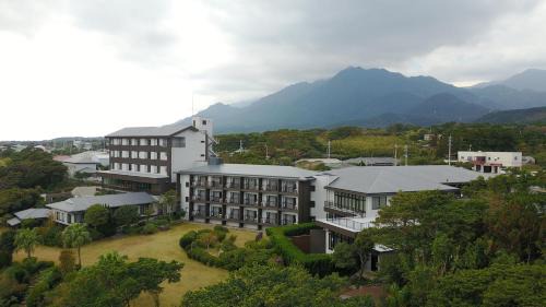 Anbo Hotel | Relax at Yakushima Green Hotel with Hot Tub & Breakfast