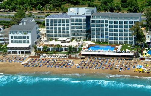 Avsallar Hotel | Idyllic Yalihan Una: Oceanfront Pool & Spa Retreat