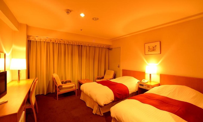 Ichikawa Hotel | Comfortable Stay at Yamazaki Seipan Pension Fund Hall