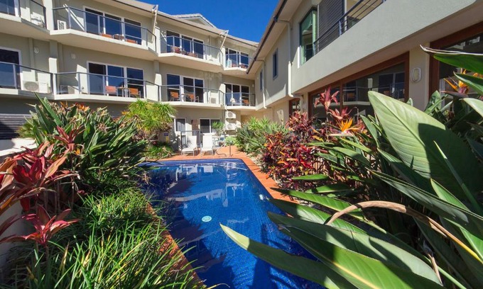 Yamba Hotel | Relax at Yamba Beach Motel with Ocean Views and Pool