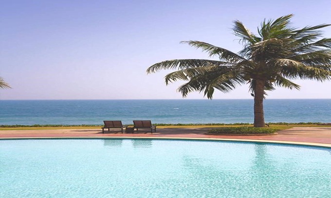 Pak Nam Pran Hotel | Relax at Yambay Hua Hin with Pool, Spa & Family Amenities