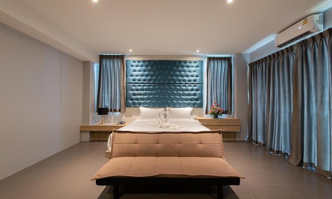 Ratsada Hotel | Yamin Seaview Hotel: A 4-Star Escape with Great Reviews
