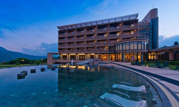 Jinshan Resort | Relax at Yang Ming Shan Tien Lai Resort & Spa - 4 Stars