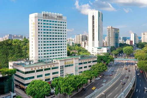 Tianhe Hotel | Comfortable Stay at Yanling Hotel with Family-Friendly Amenities