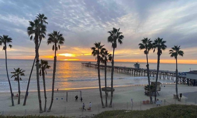 San Clemente Apartment | Family & Pet-Friendly Escape at Blue Whale Inn #C