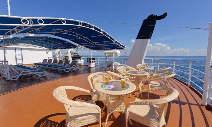 Male Boat Rental | Discover Yasawa Princess: Family-Friendly with Dining Options
